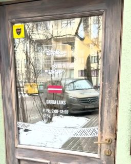 Aizmirsi dekorācijas? Piedāvājam pēdējā brīža akciju. 

Pasūti gatavas, vai oriģinālas uzlīmes Ziemassvētku un Jaunā Gada tematikā no StickerSpot un saņem tās pie mums Rīgā, Dārzaugļu ielā 6-1A jau tajā pašā dienā

Izvēlies StickerSpot savām Ziemassvētku dekorācijām!

Saņem 20% atlaidi Pirmajam pirkumam ar kodu: “ATKLASANA-20”

Vai arī ar piegādi pie savām durvīm jau dažu darba dienu laikā.

“SticketSpot” ir viena no Latvijā un ārzemēs atzītāko uzlīmju ražotāja “Goldgroup” mazais brālis.

✅ 15 gadu pieredze
✅ Atrodamies Rīgā
✅ Nepārspējama kvalitāte
✅ Ļoti patīkami vairuma piedāvājumi